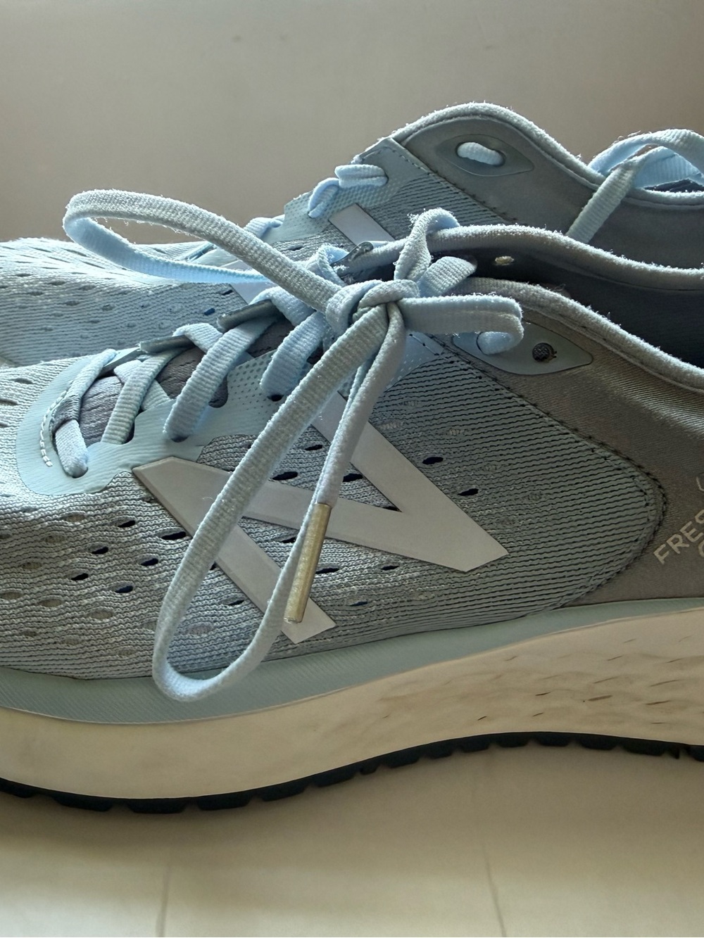 New Balance Women's Light Blue Athletic Running Shoes